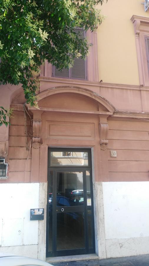 A 2 Passi Dai Musei Luxury Guest House Rome Exterior photo